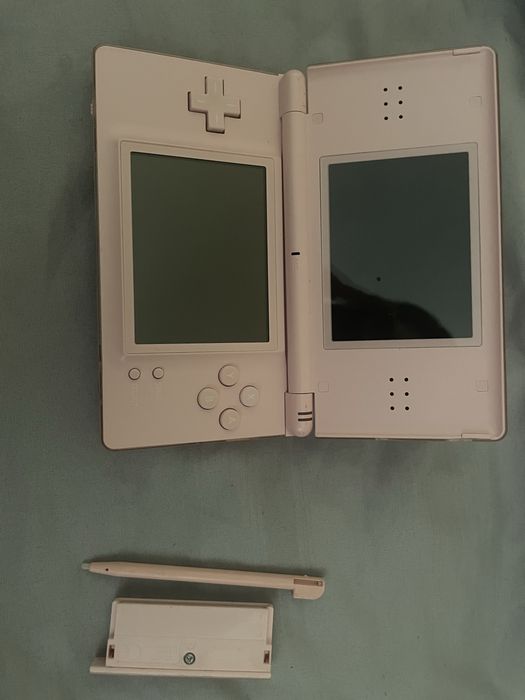 Ds lite roz netestat