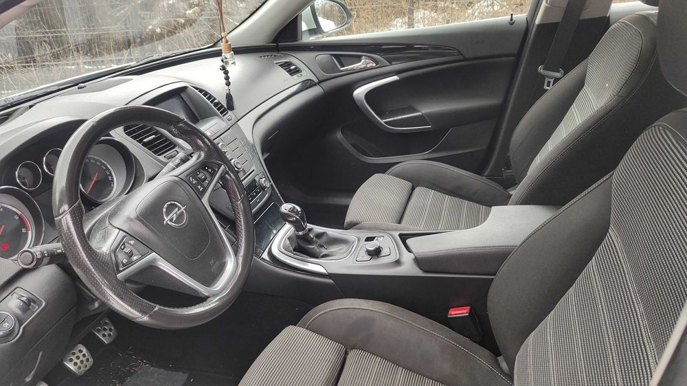 Opel Insignia 2011 160cp