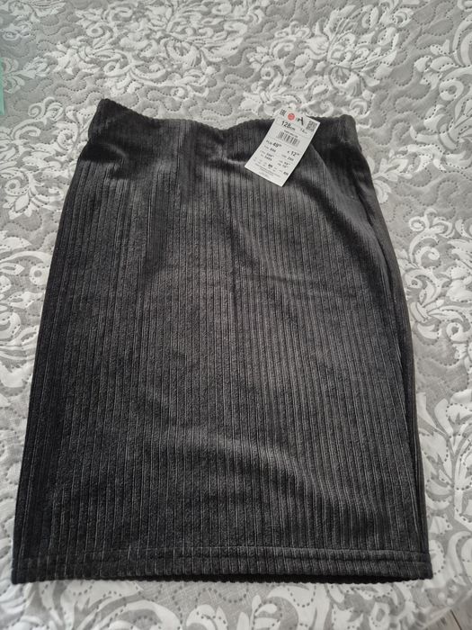 Fustă reiata noua etichetă copii măsura 128 Reserved