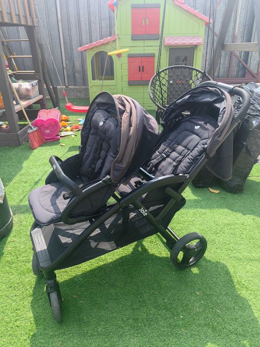 коляска для двоини