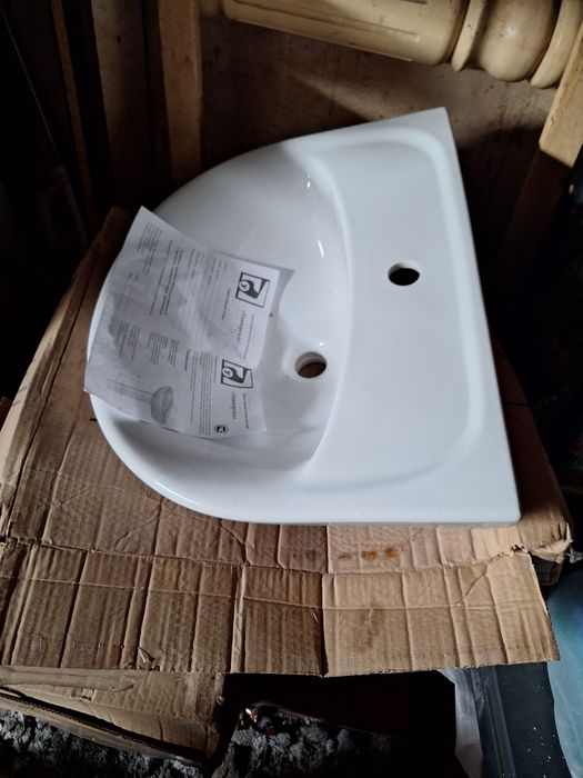 Раковина умывальная