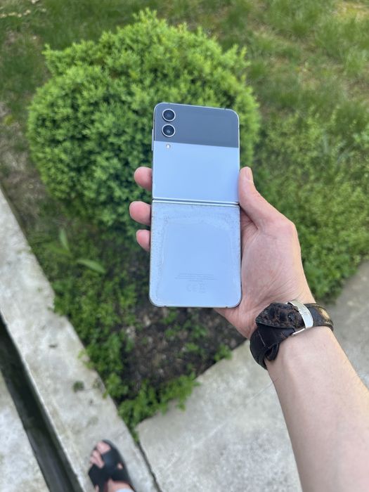 Samsung Z Flip 4 256GB