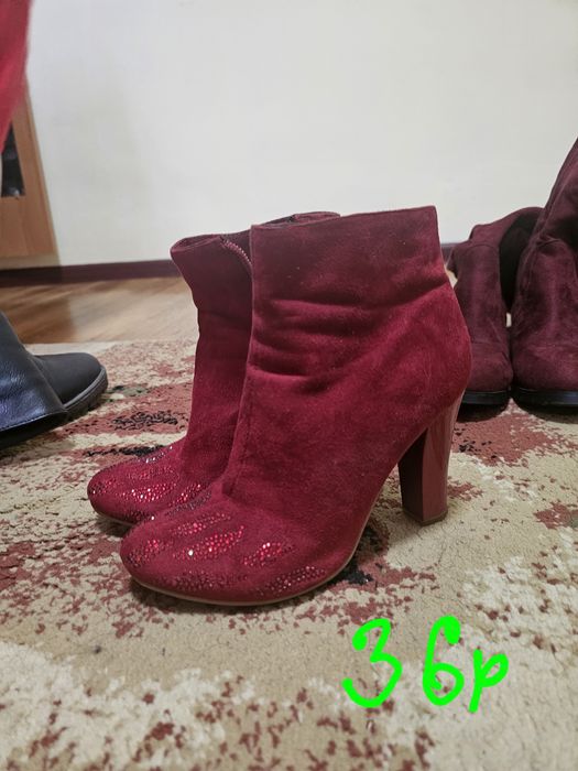 Продам обувь 35-36р