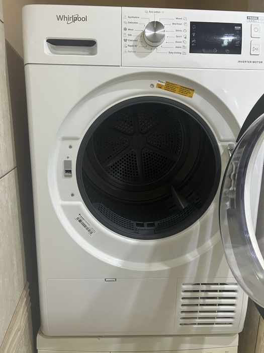 Сушилня Whirlpool  FFT M22 9X2WS почти нова
