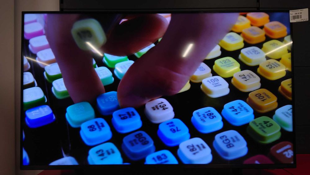 Televizor LED Samsung 109 cm 43″ UE43U8072F, Ultra HD 4K, Smart TV