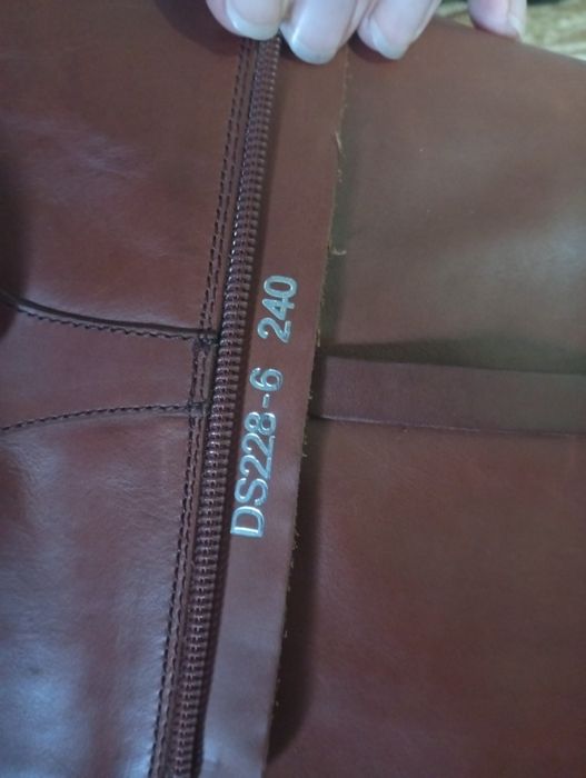 Продам кожаные сапоги