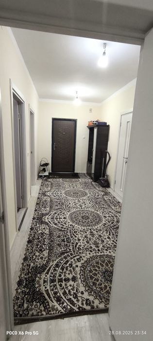 Уй Сотилади 3 хонали