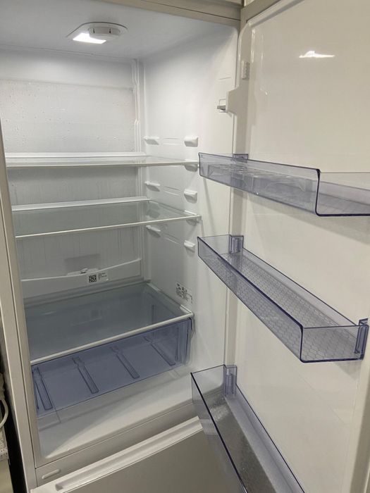 Холодильник почти как новый