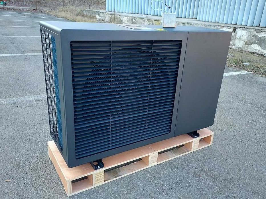 Pompa de caldura SolarEast R290 trifazat - 12kW / 15kW