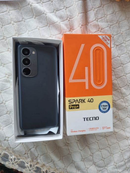 Tecno spark 40 pro plus