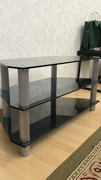 Подставка для телевизора