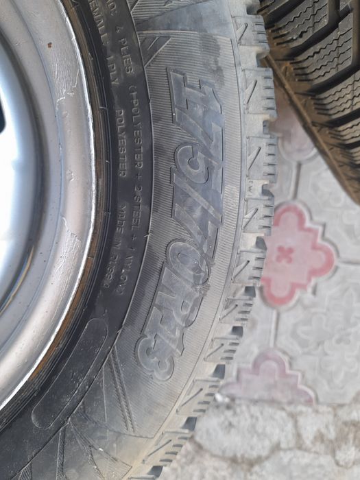 Зимняя резина с дисками на Ваз жигули!