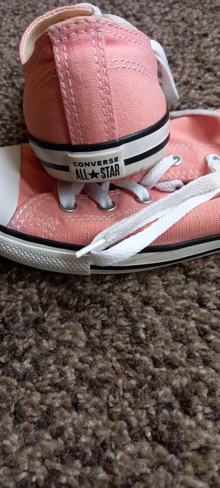 Converse UK6, EU 40