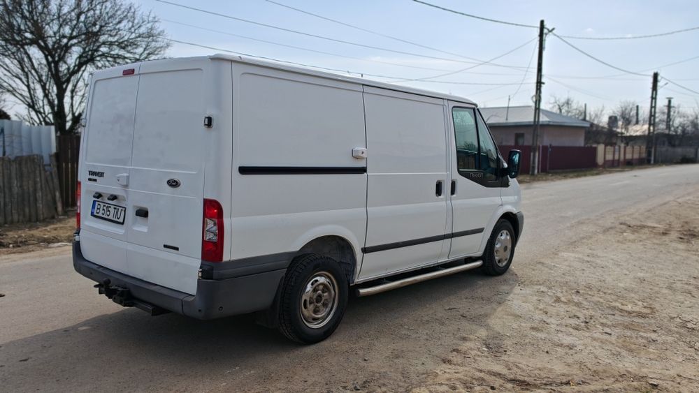 Ford Transit 2.2 Diesel 2011 – Investiții peste 23.000 lei,