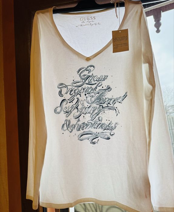 Vand bluza guess noua