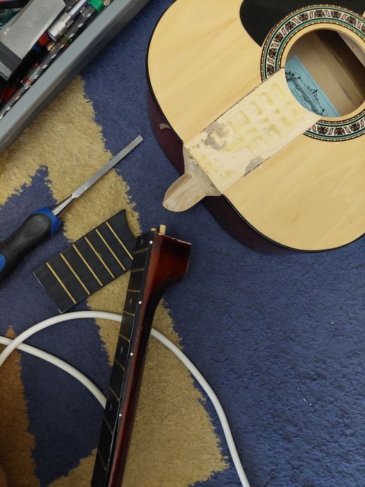 Ремонт и настройка гитары
