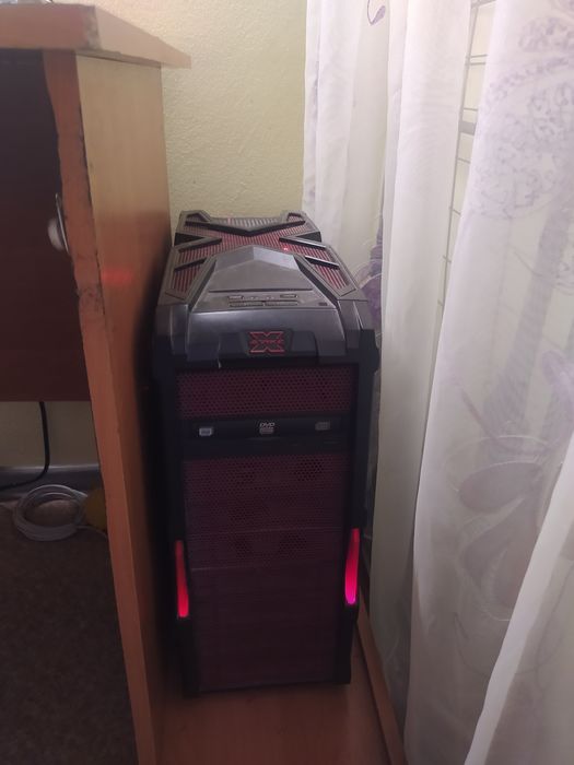 Компьютер игровой.