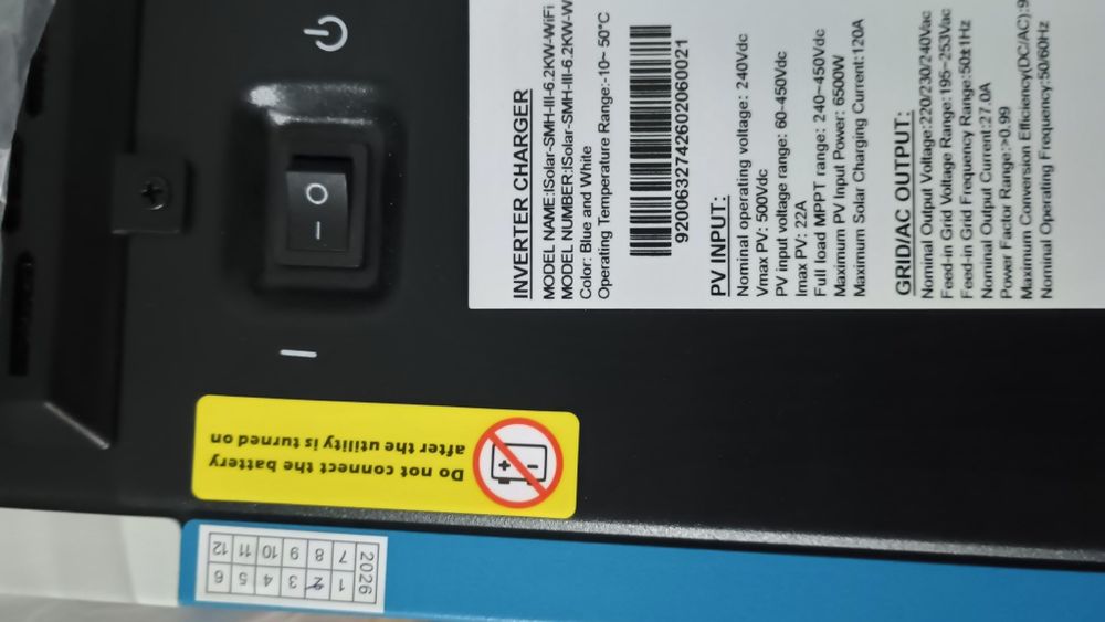 Invertor Hibrid fotovoltaic Easun 6,2kw,48v fabricat în februarie 2026,utilizat  pentru că a desfăcut doar din cutie