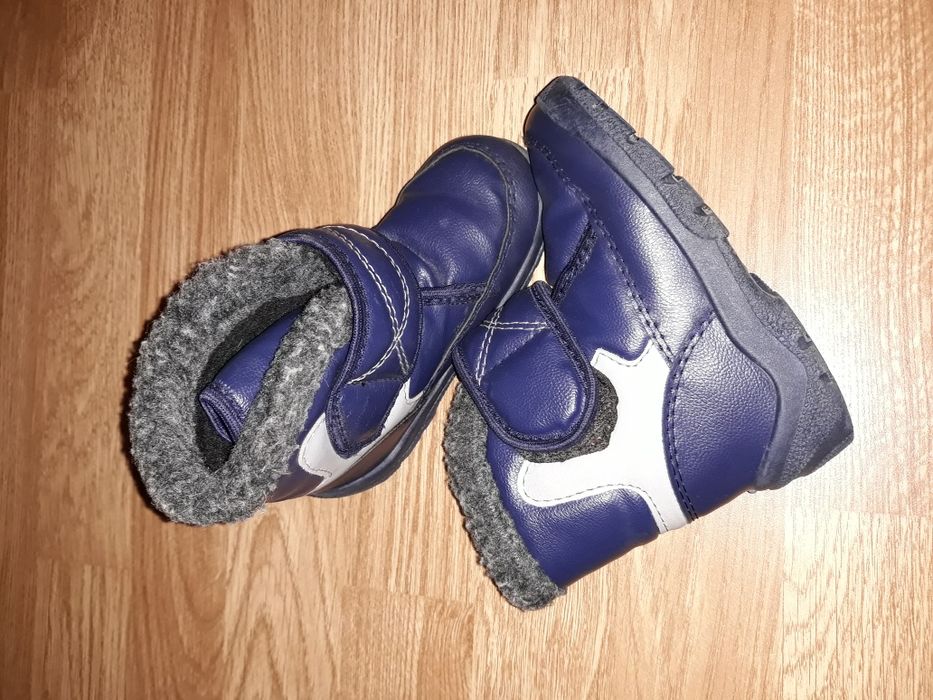 Детски обувки нови