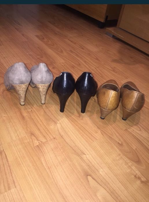 3 de Pantofi nr 37 de piele