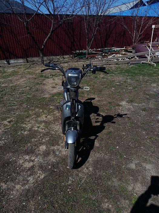 Электр скутр ск8