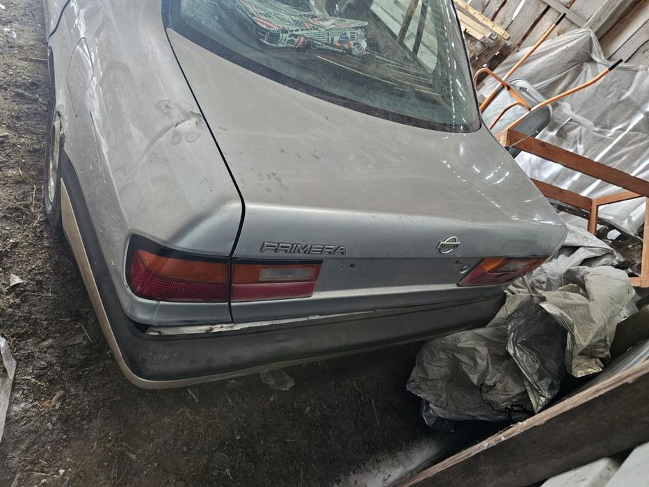 Продам машину Nissan Primera