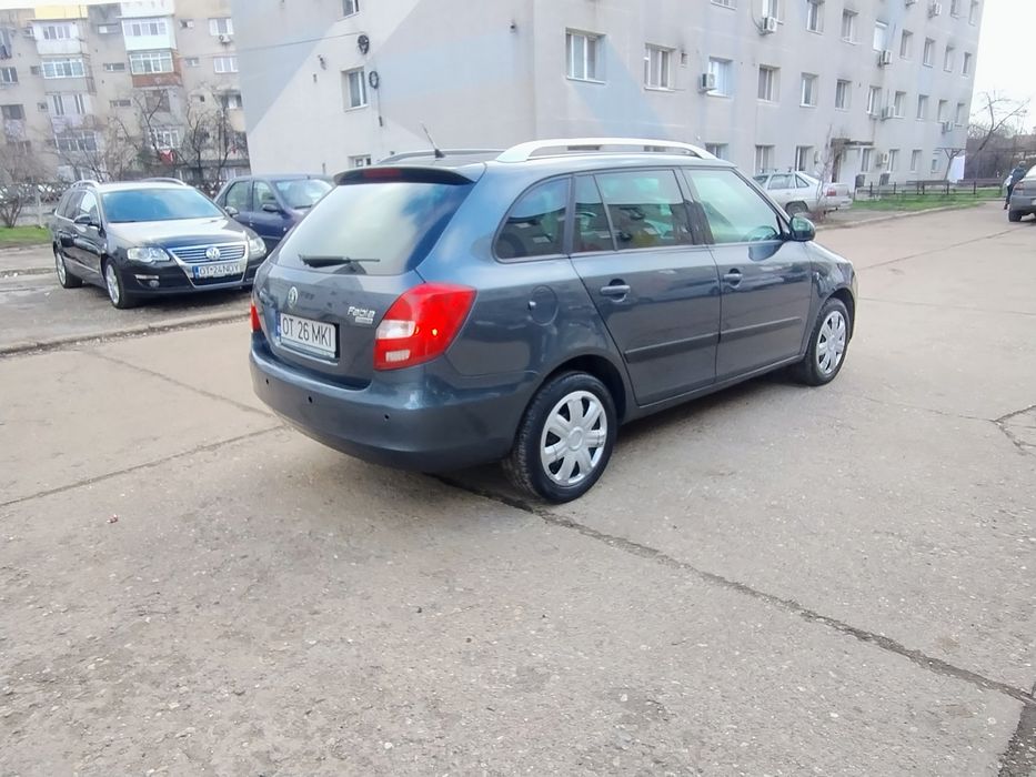 Vând Skoda Fabia 2