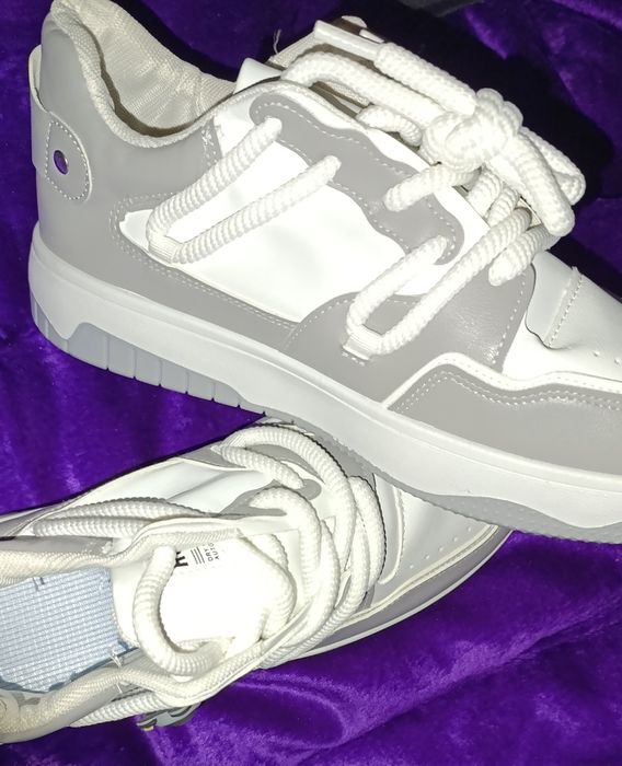 Кроссовки для мужчин