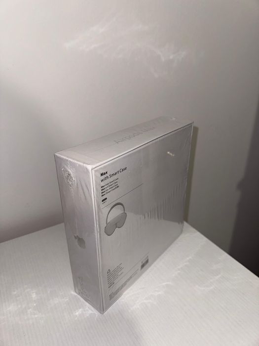 Apple airpods pro headset