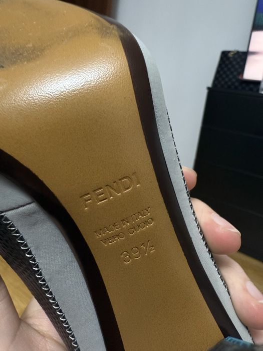 Pantofi Fendi Roma