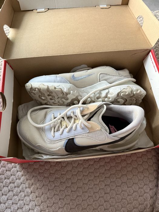Обувки Nike дамски
