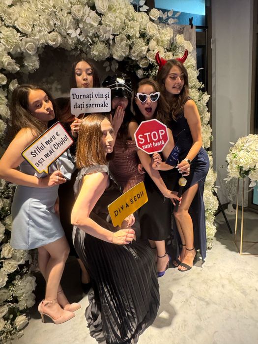 Platforma 360, Baloane cu fum, Oglinda Magica/Cabina , Audio Guestbook