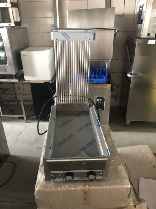 Нахлупна електрическа скара