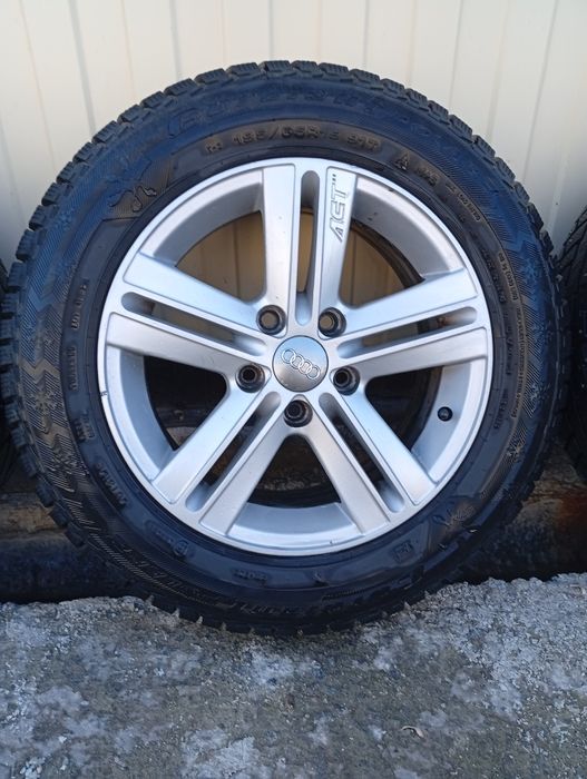 Диски с резиной.