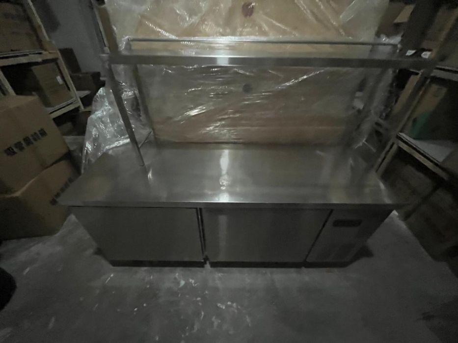 Холодильный стол