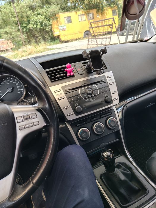 Mazda 6 an 2008 motor2.0 diesel