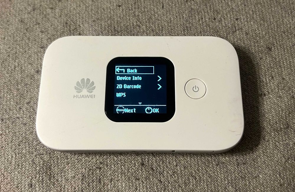 Router portabil Huawei Mobile WiFi E5577Cs 321 4G LTE