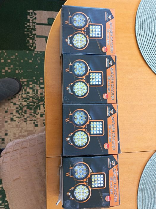 ЛЕД фарове с 14 диода (LED)