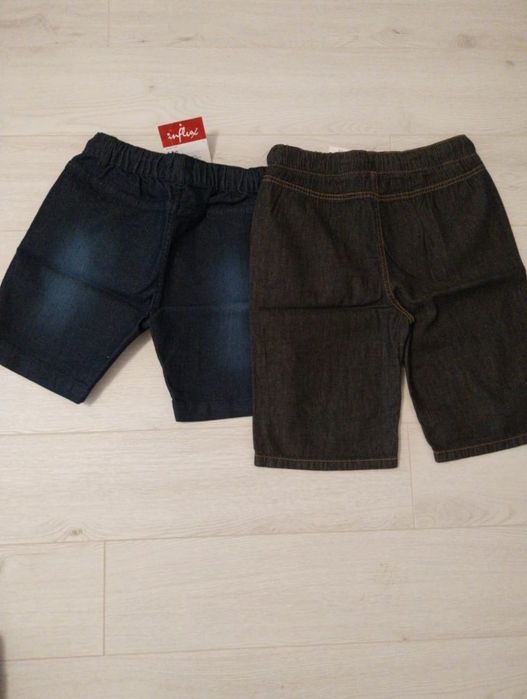 Pantaloni scurti din jeans