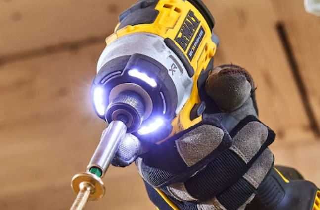 Импакт ударен акумулаторен DeWALT DCF860N , 18 V, 282 Nm