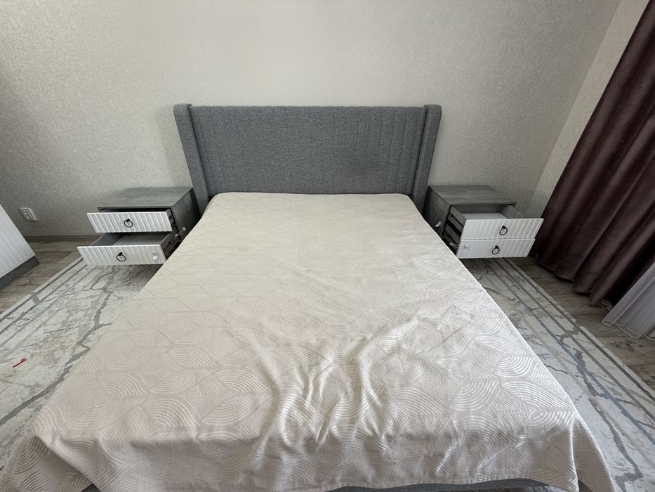 Срочно продам спальный гарнитур