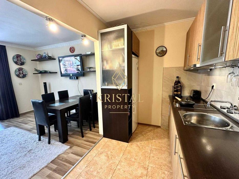 Продава се Двустаен апартамент в к.к. Слънчев бряг - 80 кв.м за 1100 €/кв.м - Снимка #3