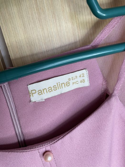 Rochie elegantă roz pudră