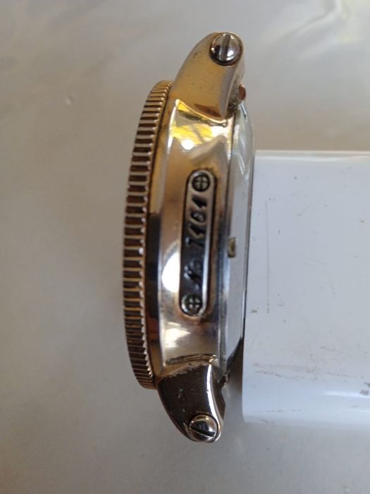 Часы механические