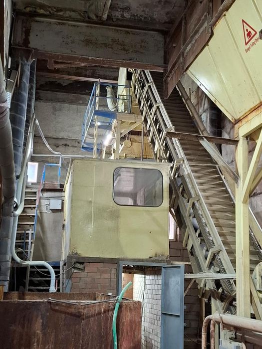 Завод 2 гектара продам