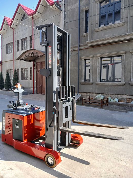 Мини Ричтрак JAC 2 тонный 6 метровый