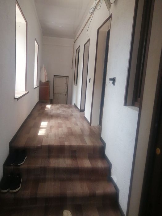 Сотилади Чирчик, Троицк,Ховли 9сотх 5 хона