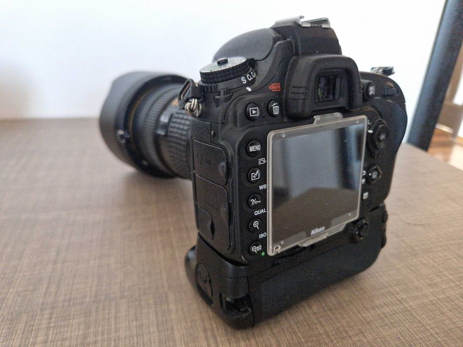 aparat foto NiKon d610