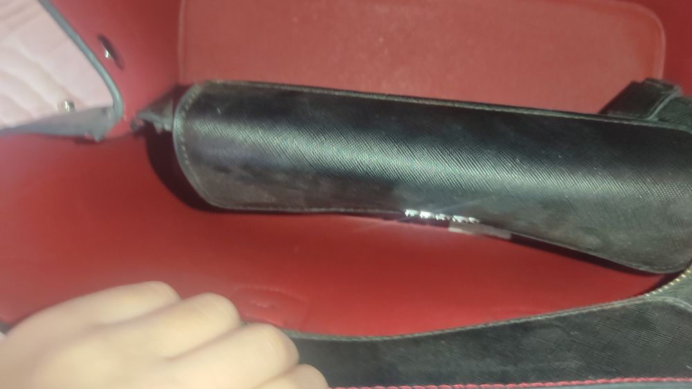 Женская Сумка сатылады.