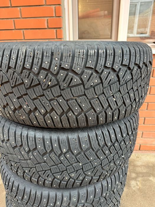Продам зимние шины, почти новые, отличного качества